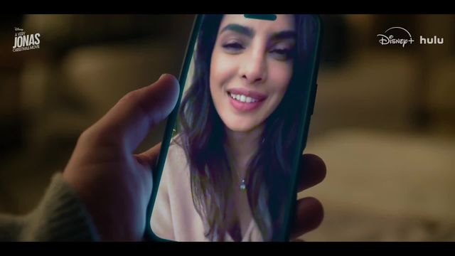 Trailer - A Very Jonas Christmas Movie