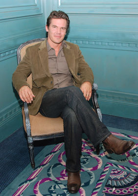 Josh Brolin - poza 32