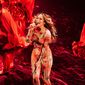 Jennifer Lopez - poza 16