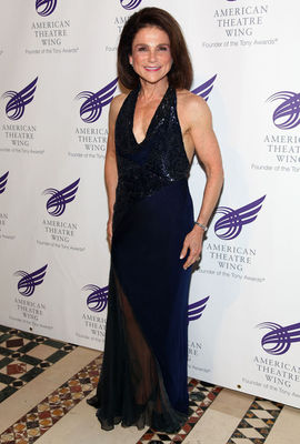 Tovah Feldshuh - poza 25