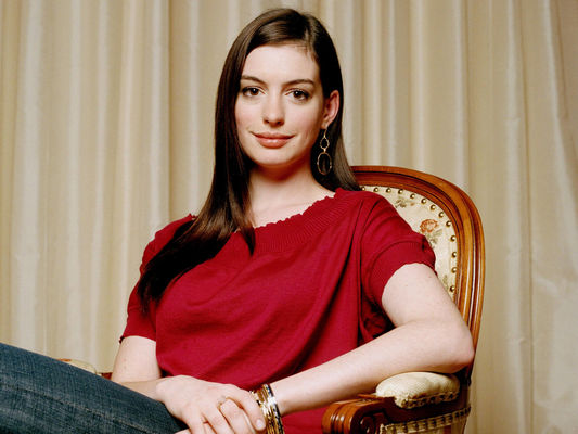 Anne Hathaway - poza 165