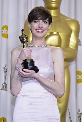 Anne Hathaway - poza 54