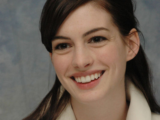 Anne Hathaway - poza 101
