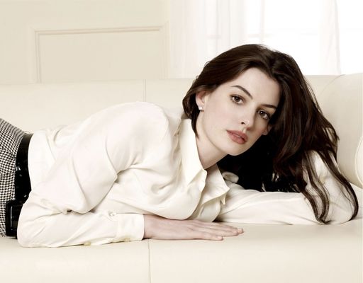 Anne Hathaway - poza 267