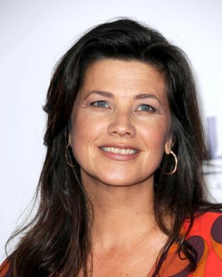 Daphne Zuniga - poza 63