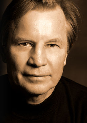 Michael York - poza 10