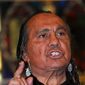 Russell Means - poza 11