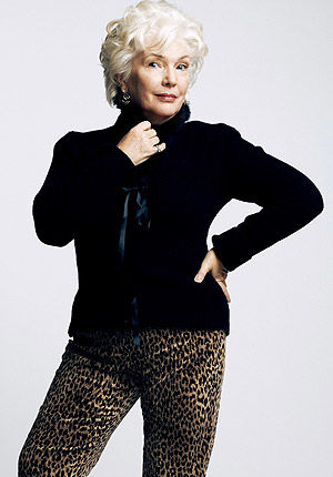 Next photo of Fionnula Flanagan