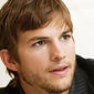Ashton Kutcher - poza 54