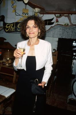 Mary Elizabeth Mastrantonio - poza 11