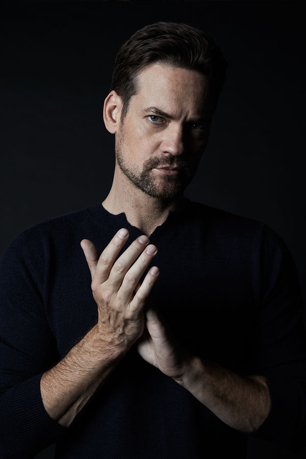 Next photo of Shane West