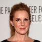 Elizabeth Perkins - poza 7