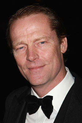 Next photo of Iain Glen