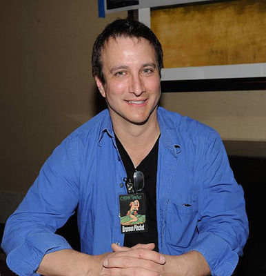 Bronson Pinchot - poza 10