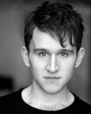 Next photo of Harry Melling