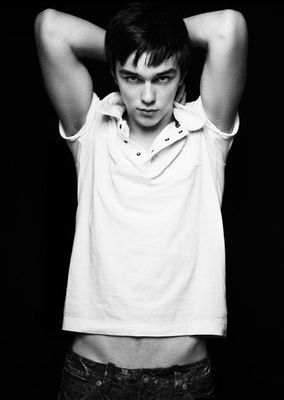 Nicholas Hoult - poza 54