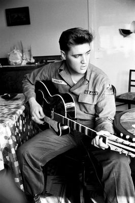 Elvis Presley - poza 67