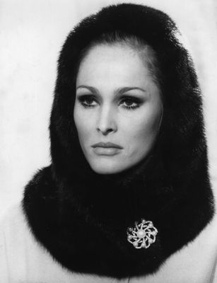 Ursula Andress - poza 4