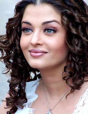 Aishwarya Rai Bachchan - poza 226