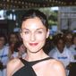 Lisa Zane