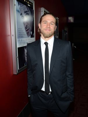 Poze Charlie Hunnam - Actor - Poza 35 Din 119 - CineMagia.ro