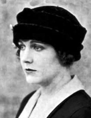 Edna Purviance - poza 12