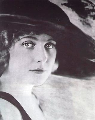 Edna Purviance - poza 23