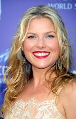 Ali Larter - poza 72