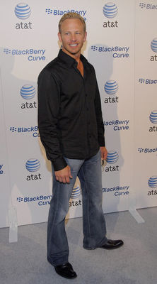 Ian Ziering - poza 26