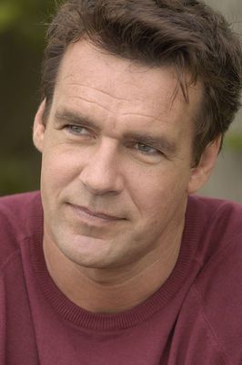 David James Elliott - poza 5