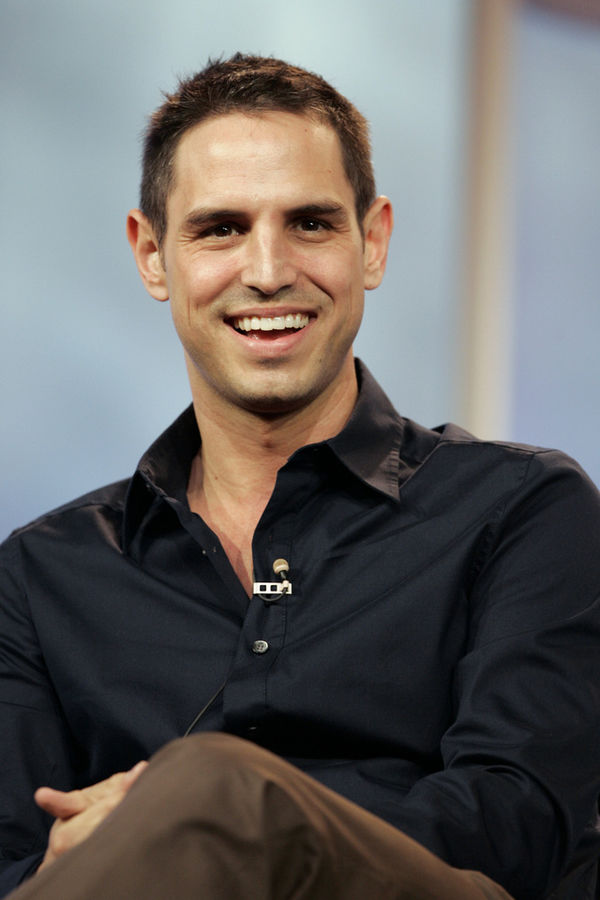 Greg Berlanti - Producator - CineMagia.ro