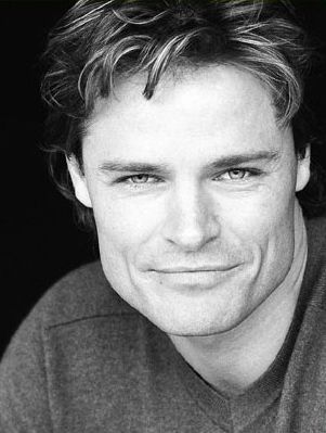 Dylan Neal - poza 28