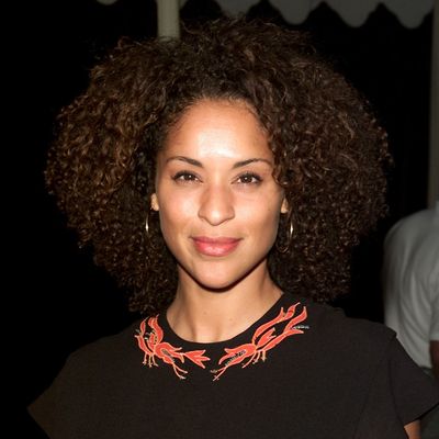 Karyn Parsons - poza 15