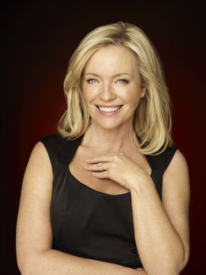 Rebecca Gibney - poza 3