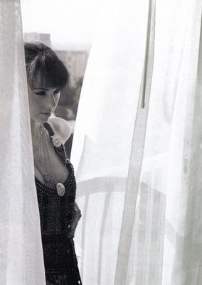 Mia Kirshner - poza 83