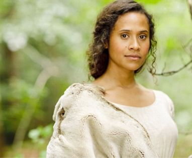 Angel Coulby - poza 2