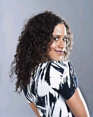 Angel Coulby - poza 25