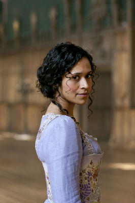 Angel Coulby - poza 23