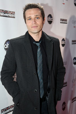 Seamus Dever - poza 21