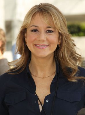 Megyn Price - poza 8