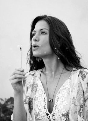 Rhona Mitra - poza 27