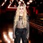 Avril Lavigne - poza 9