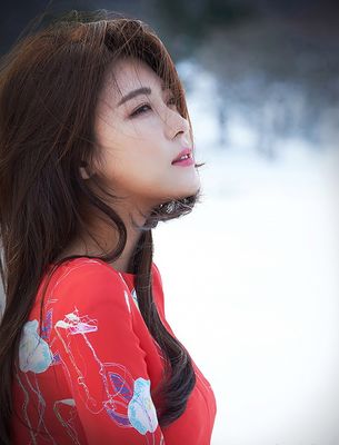Ha Ji-Won - poza 9