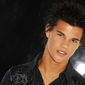 Taylor Lautner - poza 27