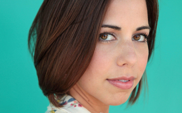 Laura Bailey - poza 12