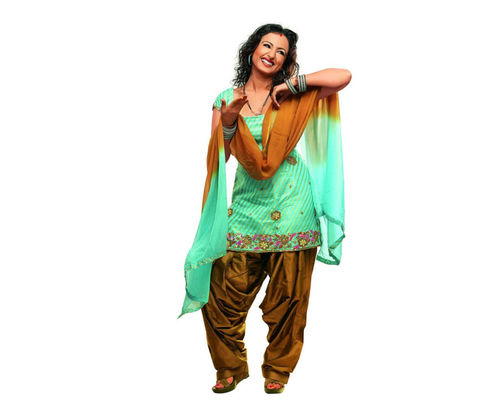 Divya Dutta - poza 6