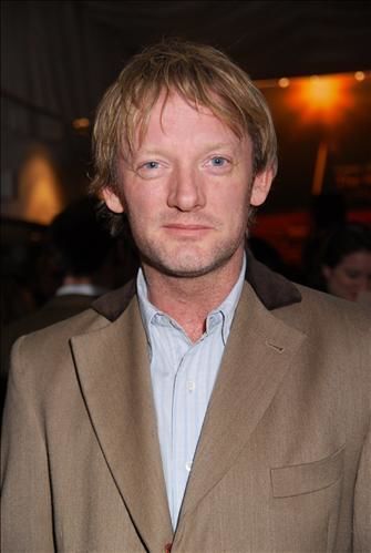 Next photo of Douglas Henshall