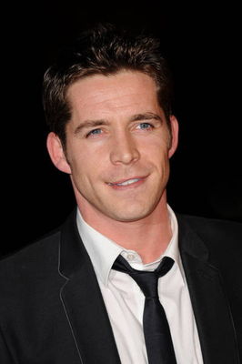 Sean Maguire - poza 7