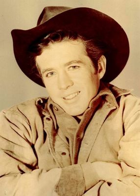 Clu Gulager - poza 1