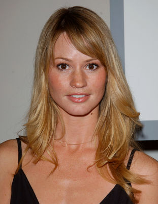 Cameron Richardson - poza 26